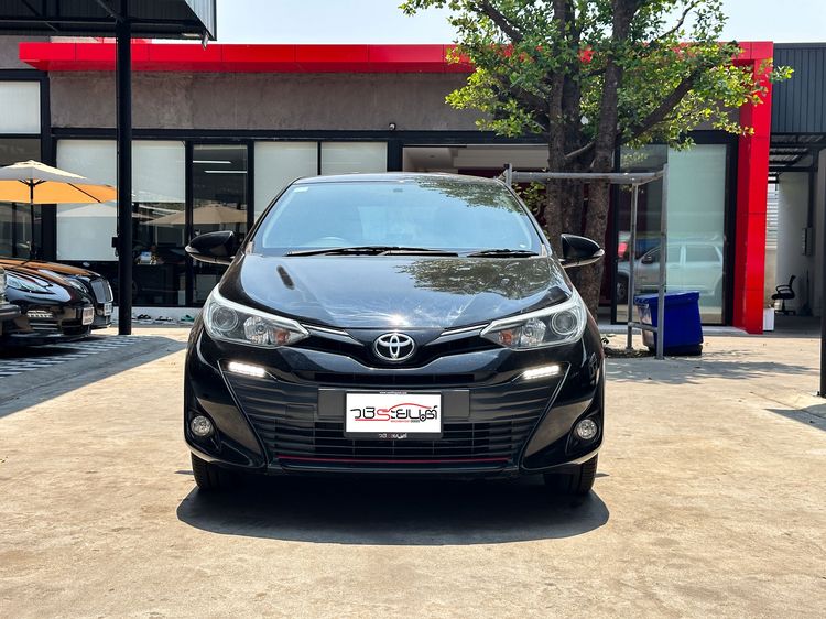 Toyota Yaris ATIV 2018 1.2 G Sedan เบนซิน เกียร์อัตโนมัติ ดำ รูปที่ 2