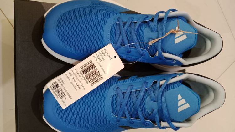 รองเท้า Adidas รูปที่ 2