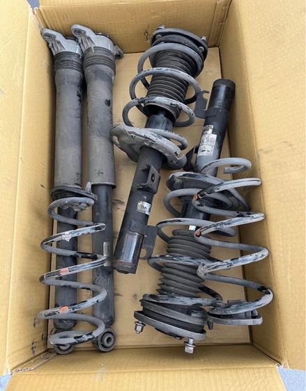 โช็คอัพ Mazda3 BP