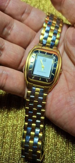Givenchy watch . นาฬิกา