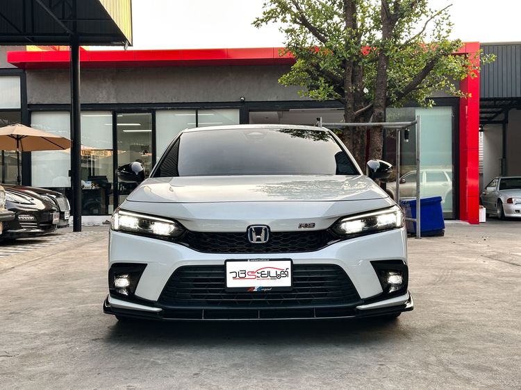 Honda Civic 2023 2.0 eHEV RS Sedan ไฮบริด เกียร์อัตโนมัติ ขาว รูปที่ 2