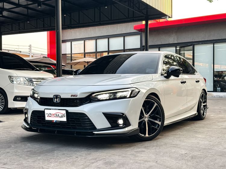 รถ Honda Civic 2.0 eHEV RS สี ขาว