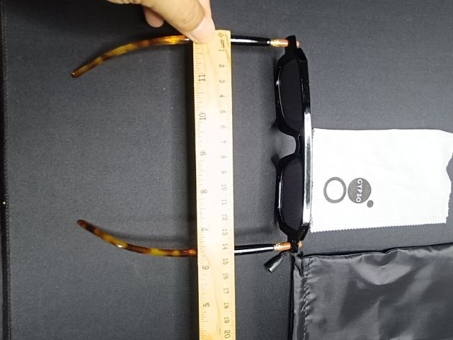 แว่นกันแดด GYPSO ทรงเหลี่ยม Navigator ดีไซน์วินเทจ ขาลายกระ รุ่น BE582 รูปที่ 3