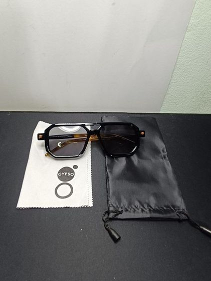 อื่นๆ แว่นกันแดด GYPSO ทรงเหลี่ยม Navigator ดีไซน์วินเทจ ขาลายกระ รุ่น BE582