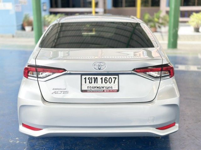 Toyota Altis 2020 1.6 G Sedan เบนซิน ไม่ติดแก๊ส เกียร์อัตโนมัติ เงิน รูปที่ 2