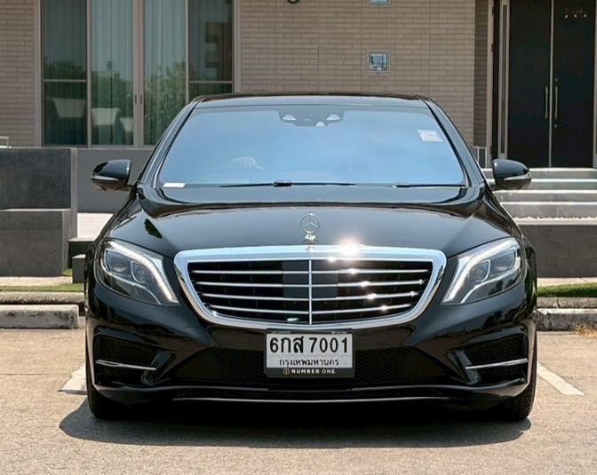 Mercedes-Benz S-Class 2018 S500 Sedan เบนซิน เกียร์อัตโนมัติ ดำ รูปที่ 2