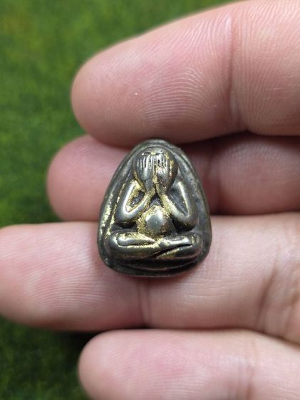 พระปิดตาเก่าๆไม่ทราบที่เนื้อ เมฆสิทธิ์เก่าๆ