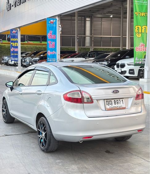 Ford Fiesta 2010 1.6 Trend Sedan เบนซิน ไม่ติดแก๊ส เกียร์อัตโนมัติ บรอนซ์เงิน รูปที่ 4