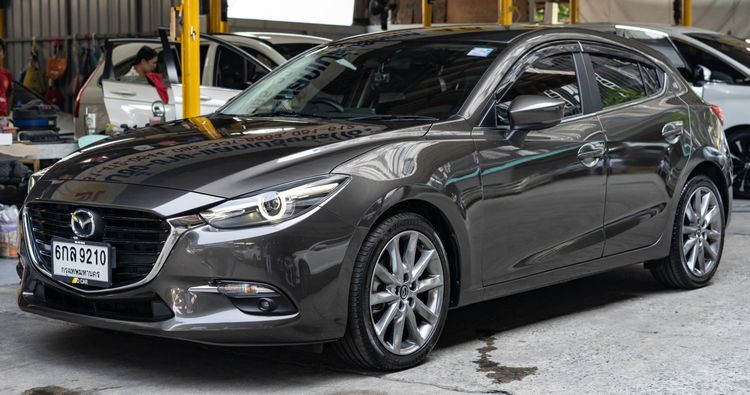 Mazda Mazda3 2017 2.0 S Sports Sedan เบนซิน ไม่ติดแก๊ส เกียร์อัตโนมัติ น้ำตาล รูปที่ 2
