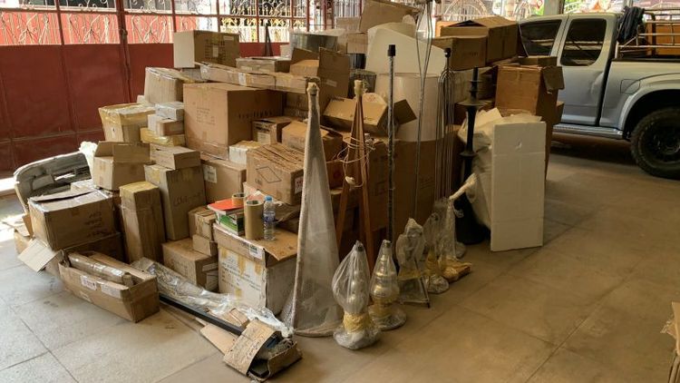 ขายเหมาไฟ​ตัวโชว์แบรนด์​ iverlight​