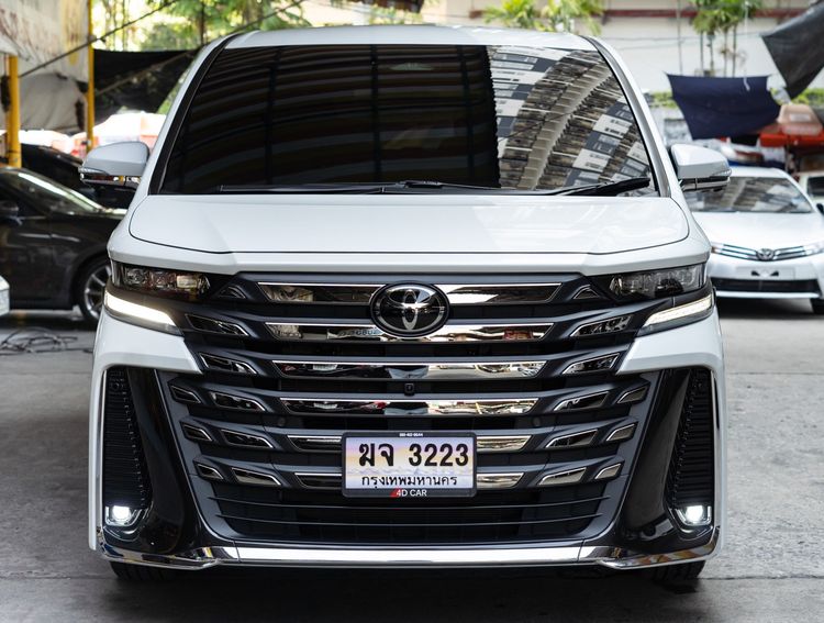 รถ Toyota Vellfire 2.4 Z สี ขาว