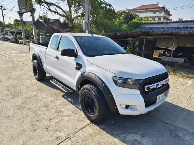 รถ Ford Ranger 2.2 Hi-Rider XL Plus สี ขาว