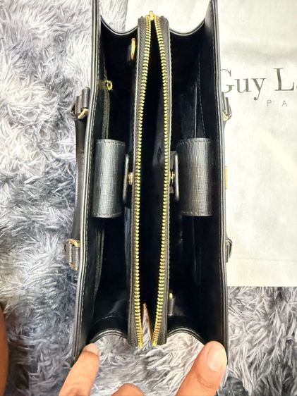 GUY LAROCHE แท้ มือสอง รูปที่ 5