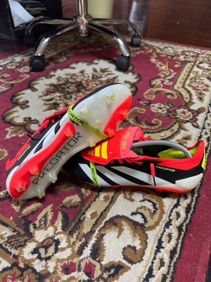 รองเท้าสตั๊ด Adidas Predator รูปที่ 5