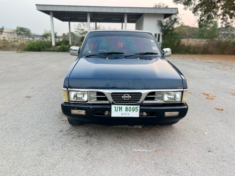 รถ Nissan BIG-M 2.5 Super GL สี น้ำเงิน