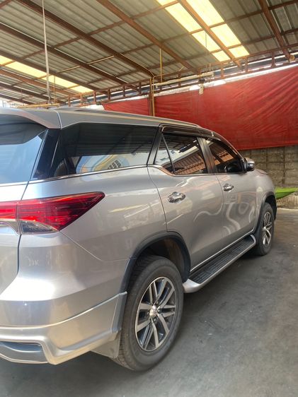 Toyota Fortuner 2020 2.4 V Utility-car ดีเซล ไม่ติดแก๊ส เกียร์อัตโนมัติ บรอนซ์เงิน รูปที่ 3