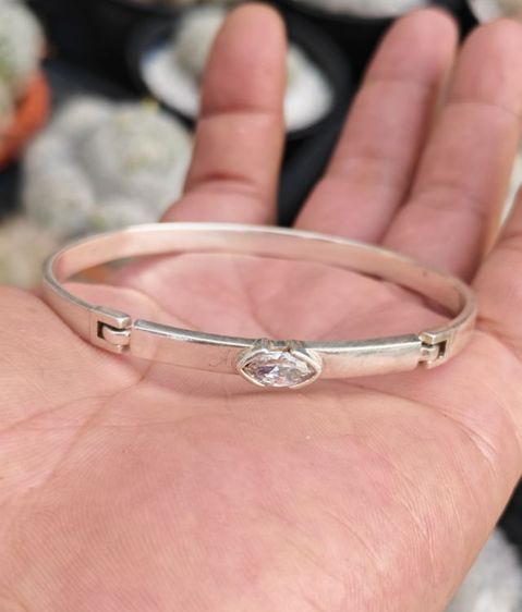 สร้อยข้อมือ กำไลเงินแท้​ งานนอก​ สวยมากครับ​ เบาๆแบ่งกันใช้ครับ