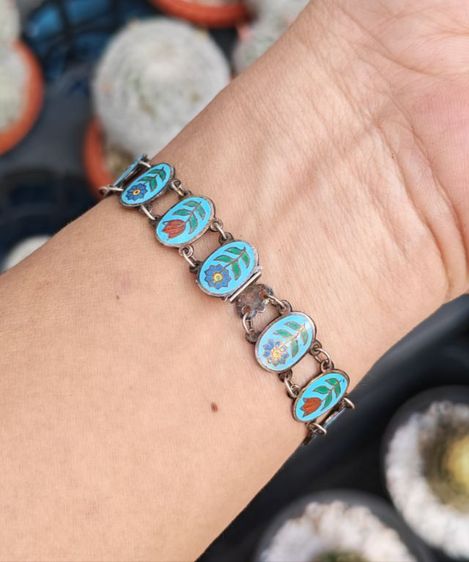 สร้อยข้อมือเงินแท้​ ลงยา​ งานเก่า​ ไม่ต้องไปหาอีกเส้นครับ​ สวยมาก​ ราคาแบ่งปันครับ รูปที่ 8