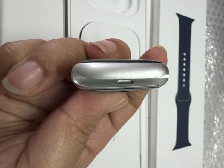 Apple Watch Series 9 41mm GPS Aluminum สีเงิน สายสีน้ำเงิน ครบกล่อง รูปที่ 4