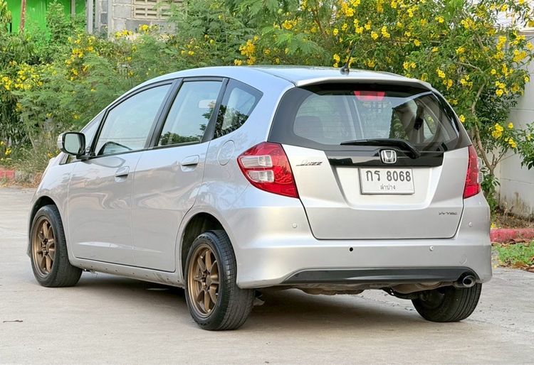 Honda Jazz 2009 1.5 SV i-VTEC Sedan เบนซิน ไม่ติดแก๊ส เกียร์อัตโนมัติ เทา รูปที่ 4