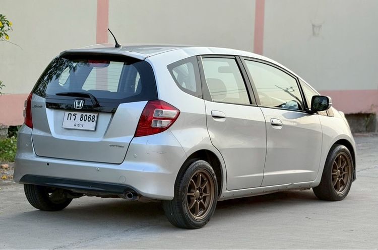 Honda Jazz 2009 1.5 SV i-VTEC Sedan เบนซิน ไม่ติดแก๊ส เกียร์อัตโนมัติ เทา รูปที่ 2