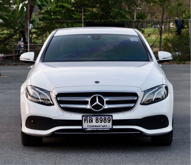 Mercedes-Benz E-Class 2019 E350 Sedan ปลั๊กอินไฮบริด (PHEV) ไม่ติดแก๊ส เกียร์อัตโนมัติ ขาว รูปที่ 2