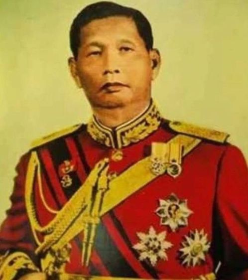 เหรียญจอมพล สฤษดิ์ ธนะรัชต์
ที่ระลึกงานพระราชทานเพลิงศพ ปี 2507
✅ พร้อมบัตรรับรองพระแท้ รูปที่ 5