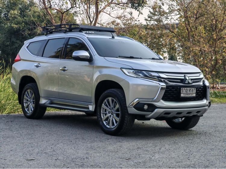 รถ Mitsubishi Pajero Sport 2.4 GT Premium สี เทา