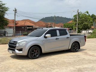 Isuzu D-MAX 2021