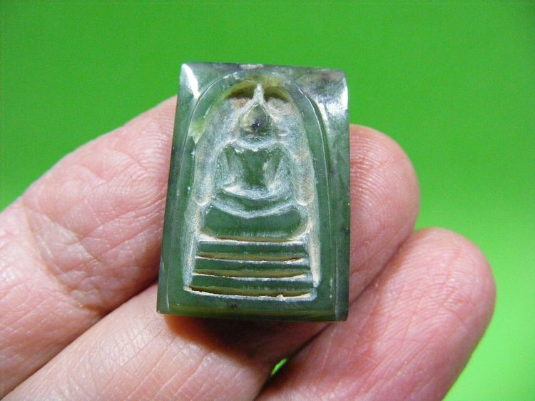 เนื้อหยก เก่าๆ พระบ้านๆเดิม รูปที่ 4