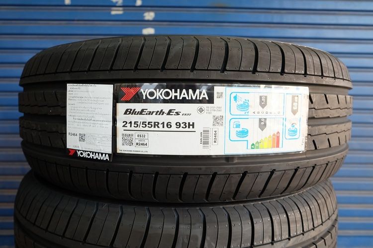 📌 ยางใหม่ Yokohama รุ่น BluEarth-ES ES32 ขนาด 215 55R16 ปี25 รูปที่ 2