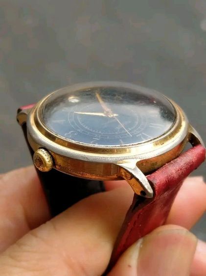 นาฬิการัสเซีย Poljot ไขลาน 
ล้างเครื่องแล้ว สภาพดี รูปที่ 5