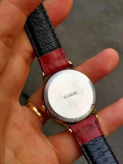 นาฬิการัสเซีย Poljot ไขลาน 
ล้างเครื่องแล้ว สภาพดี รูปที่ 6