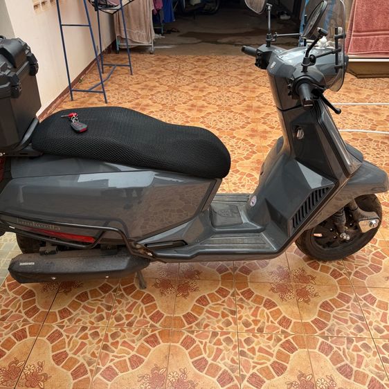Lambretta X200 สีเทา รูปที่ 6
