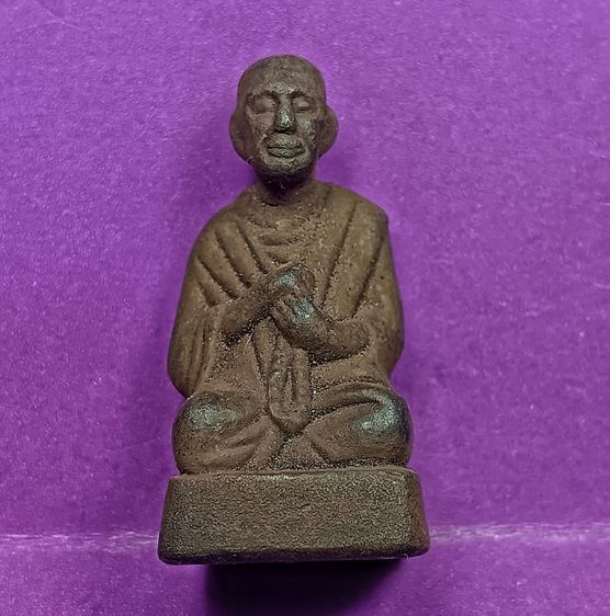 รูปหล่อโบราณสมเด็จพระพุฒาจารย์โตพรหมรังสีปี 2500