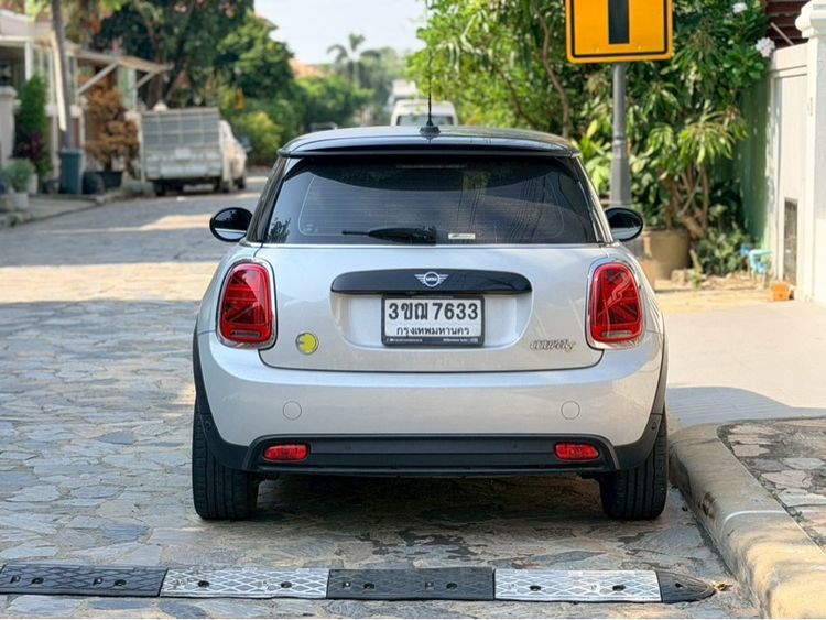 Mini Hatch Cooper 2022 SE Sedan ไฟฟ้า ไม่ติดแก๊ส เกียร์อัตโนมัติ ขาว รูปที่ 3
