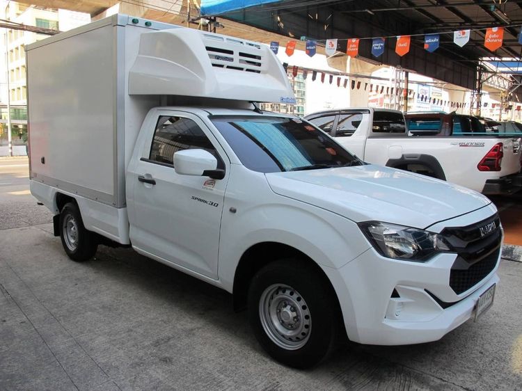 Isuzu D-MAX 2024 3.0 S Van ดีเซล ไม่ติดแก๊ส เกียร์ธรรมดา ขาว รูปที่ 2