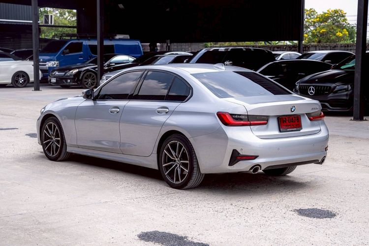 BMW Series 3 2021 320d ดีเซล เทา รูปที่ 4
