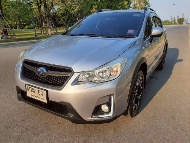 Subaru XV 2016 2.0 4WD Utility-car เบนซิน ไม่ติดแก๊ส เกียร์อัตโนมัติ บรอนซ์เงิน รูปที่ 4