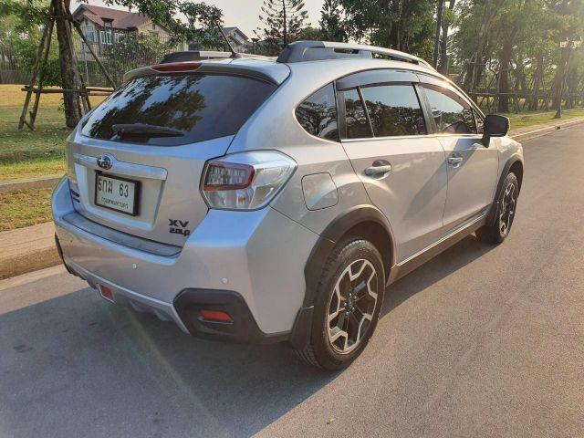 Subaru XV 2016 2.0 4WD Utility-car เบนซิน ไม่ติดแก๊ส เกียร์อัตโนมัติ บรอนซ์เงิน รูปที่ 3