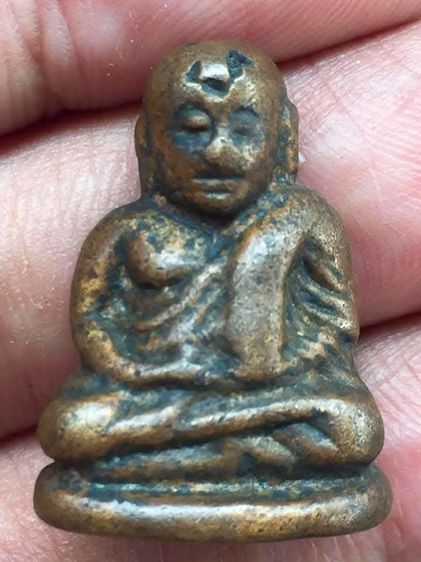 หลวงพ่อเงินพิมพ์นิยม