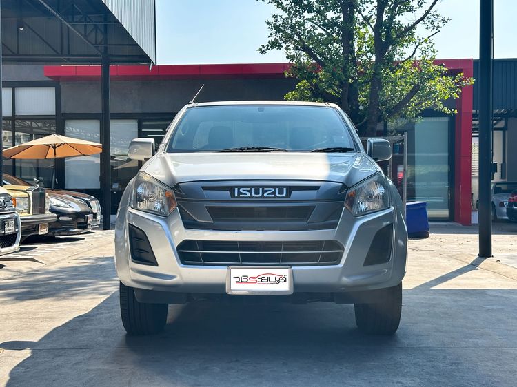 Isuzu D-MAX 2018 3.0 S 4WD Pickup ดีเซล เกียร์ธรรมดา เทา รูปที่ 2