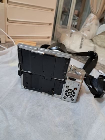 FUJIFILM  X - A2  กล้องดิจิตอล พร้อมเลนส์ จอ 3 นิ้ว ปรับได้ กล้อง 16.3 ล้าน WiFi ในตัว สภาพสวย เหมือนใหม่ ไม่มีตำหนิ  อุปกรณ์แท้ ครบ 8,900.- รูปที่ 9