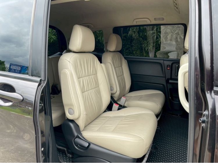 Honda Freed 2015 1.5 E Van เบนซิน ไม่ติดแก๊ส เกียร์อัตโนมัติ น้ำตาล รูปที่ 3