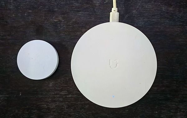 Xiaomi Mi Smart Home Hub Gateway รองรับได้ทั้ง WiFi, บลูทูธ และ Zigbee แถม ปุ่ม Ble