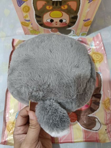 Baby Three Luckycat Zipper Bag แท้ ทรงตากลิ้ง รูปที่ 3