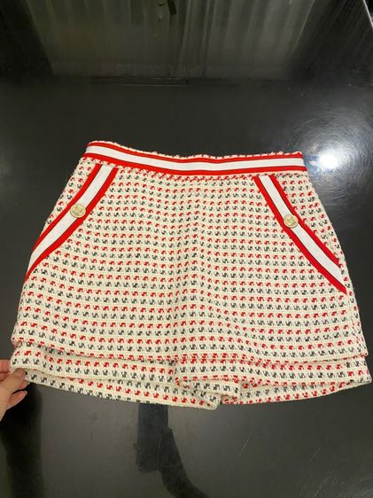 แอร์เมส กางเกงกระโปรง สภาพใหม่เอี่ยม ให้พร้อมรองเท้าหนังสีขาว รูปที่ 3