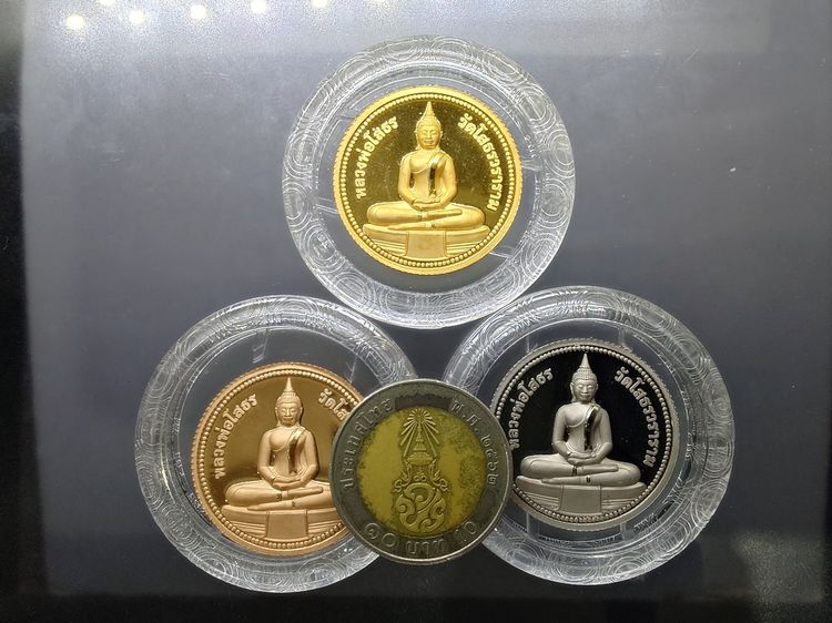 เหรียญหลวงพ่อโสธร ครบชุด 3 เหรียญ เนื้อทองแดงนอก ครบรอบ 12 ปี กสท โทรคมนาคม พิธีวัดโสธรวราราม พ.ศ.2558 พร้อมบรรจุกล่องไม้ รูปที่ 6