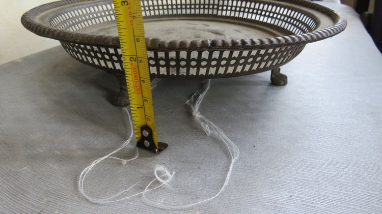 พานถาดทองเหลือง ผิวเดิมๆ ของสะสม งานเก่า เก่าเก็บ ขนาด 10 และ 16นิ้ว จำนวน 3ใบ รูปที่ 16