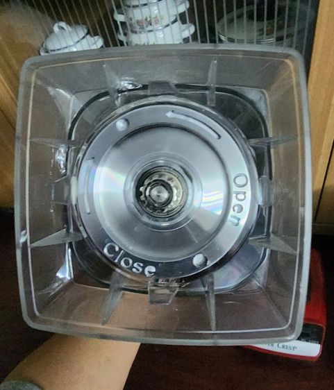 เครื่องปั่นสมูตตี้ สีแดง 3000w สภาพดีสมบูรณ์ รูปที่ 3